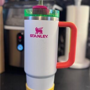 Stanley White Tumbler with Red Handle and Green Lid